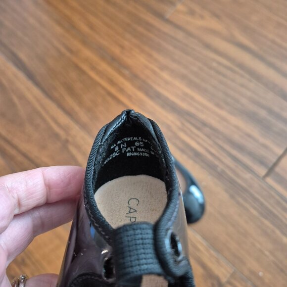 Kids Size 8 Capezio Tap Shoes - Picture 4 of 4